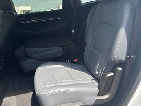 Used 2021 Buick Enclave Essence AWD/4WD image 53