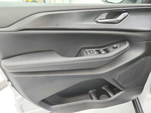 New 2026 Jeep Grand Cherokee Laredo X RWD image 38