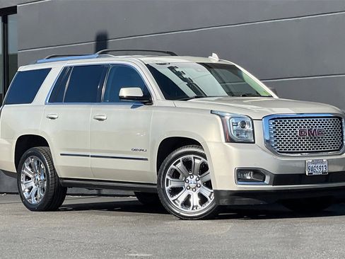 Used 2016 GMC Yukon Denali w/ Open Road Package image 3