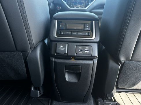 New 2026 Subaru Ascent Touring AWD/4WD image 12