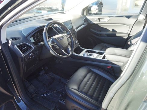 Used 2023 Ford Edge SEL w/ Convenience Package image 8
