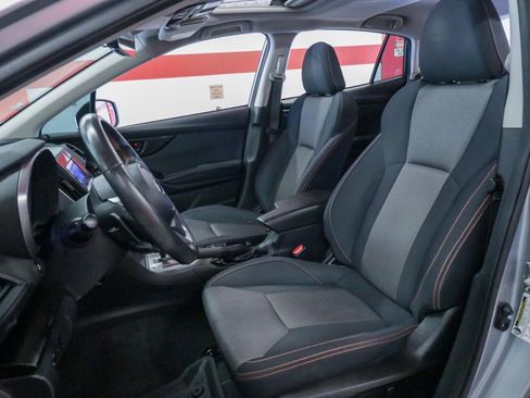 Used 2022 Subaru Crosstrek 2.0i Premium w/ Moonroof Package AWD/4WD image 9