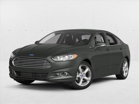 Used 2015 Ford Fusion Titanium image 1