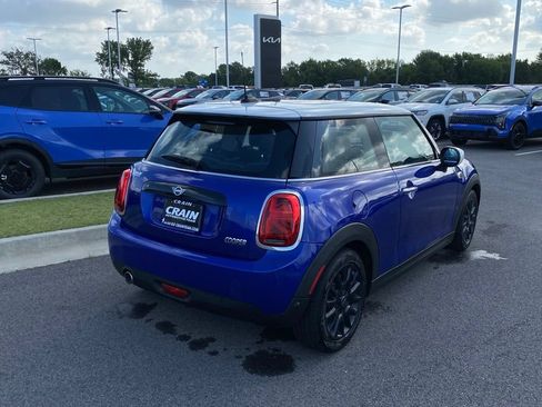 Used 2021 MINI Cooper 2-Door Hardtop FWD image 7