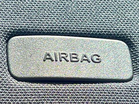 Certified 2022 Mercedes-Benz GLS 450 4MATIC image 37