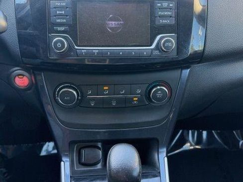 Used 2017 Nissan Sentra SR image 16