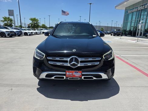 Certified 2021 Mercedes-Benz GLC 300 image 2