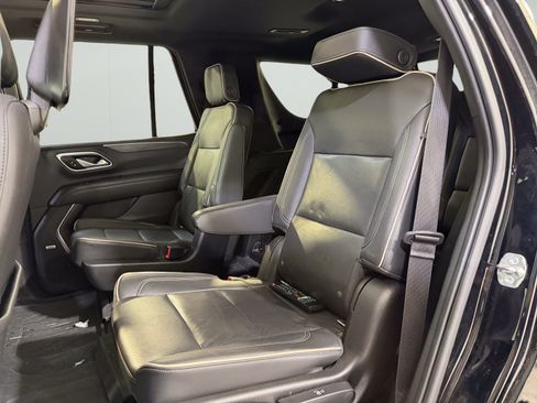 Used 2021 GMC Yukon SLT w/ SLT Luxury Plus Package RWD image 10