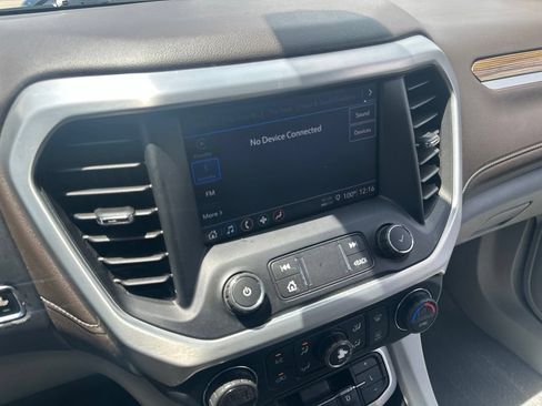 Used 2022 GMC Acadia SLE FWD image 12