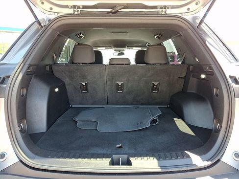 Certified 2025 Chevrolet Equinox LT FWD image 31