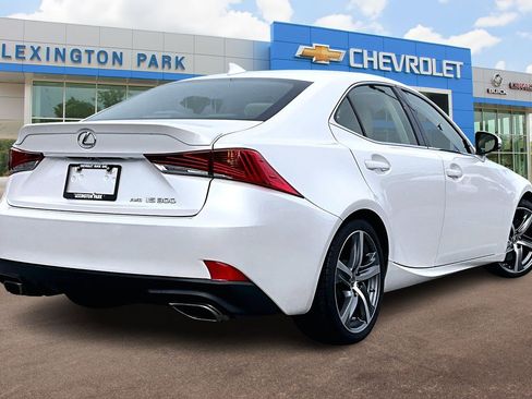 Used 2017 Lexus IS 300 AWD image 13