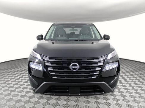 New 2026 Nissan Rogue SV image 8