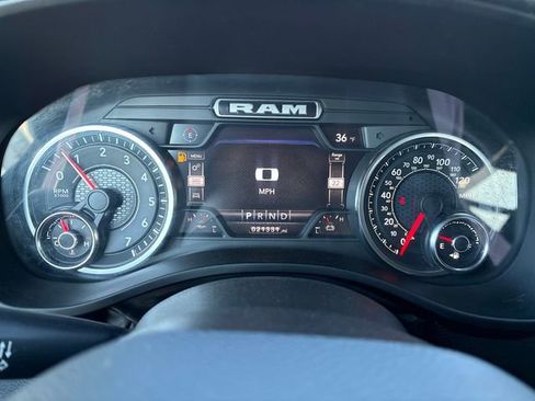 Used 2023 RAM 1500 Laramie AWD/4WD image 23