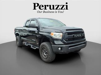 Used 2015 Toyota Tundra SR5 w/ TRD Off Road Package AWD/4WD video 1
