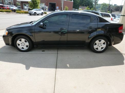 Used 2009 Dodge Avenger SXT FWD image 6