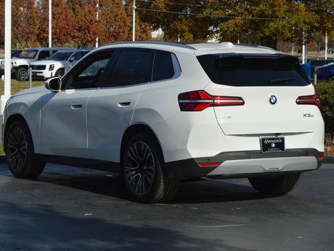 Used 2026 BMW X3 xDrive30 w/ Premium Package image 9
