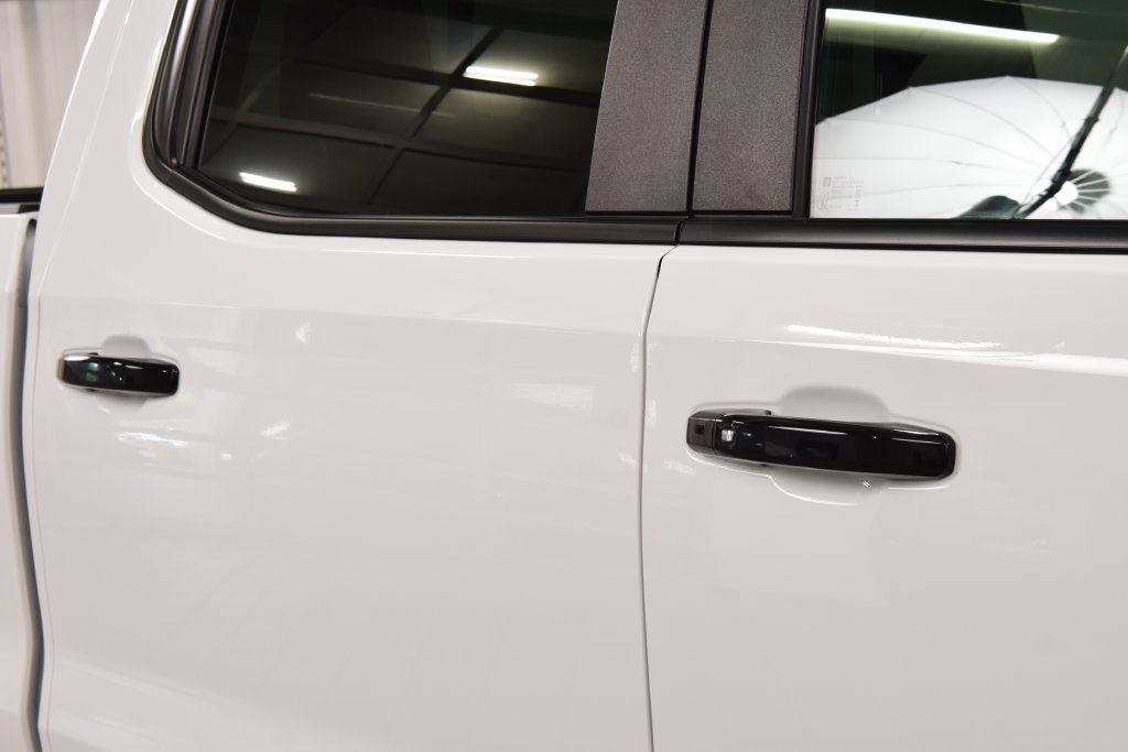Used 2024 Chevrolet Silverado 1500 RST w/ Redline Edition AWD/4WD image 19