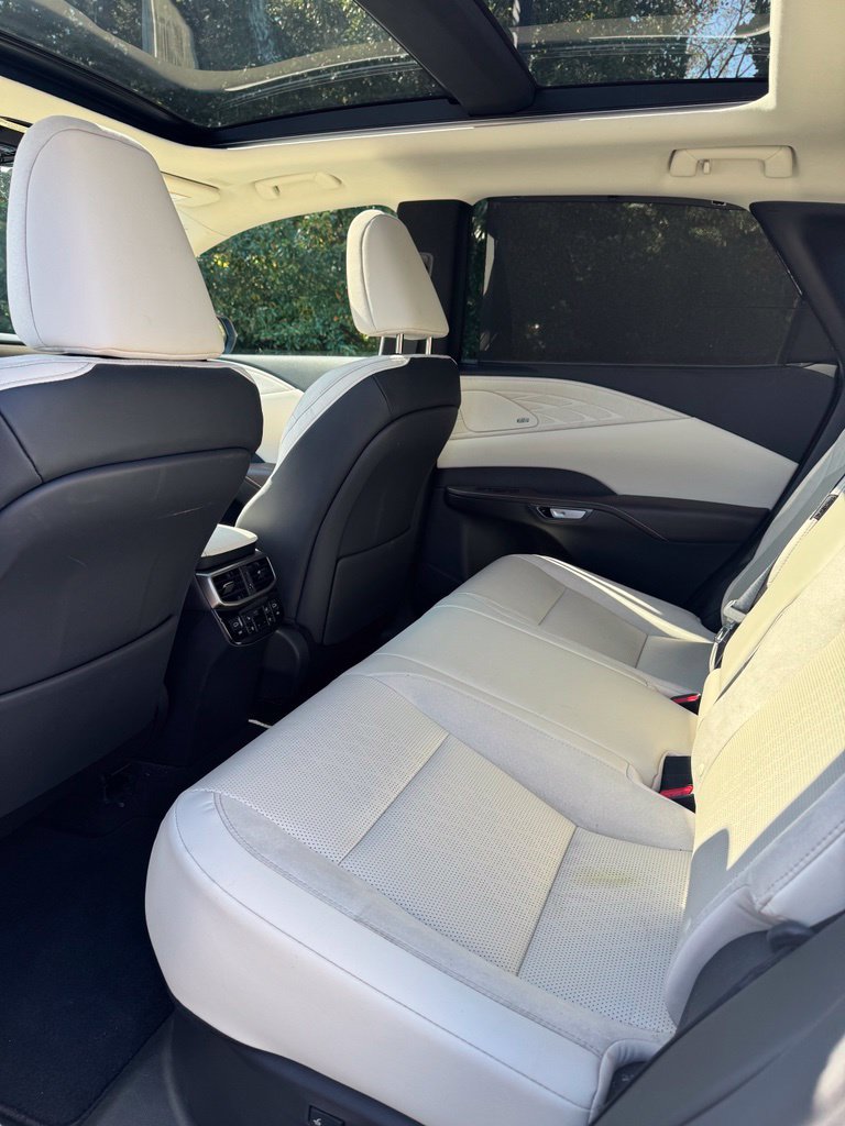 Used 2024 Lexus RX 350 AWD w/ Convenience Package image 9