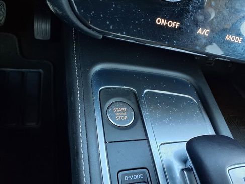 Used 2024 INFINITI QX60 Luxe image 32