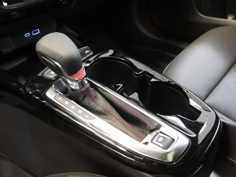 New 2026 Chevrolet Trax RS w/ Sunroof Package FWD image 21