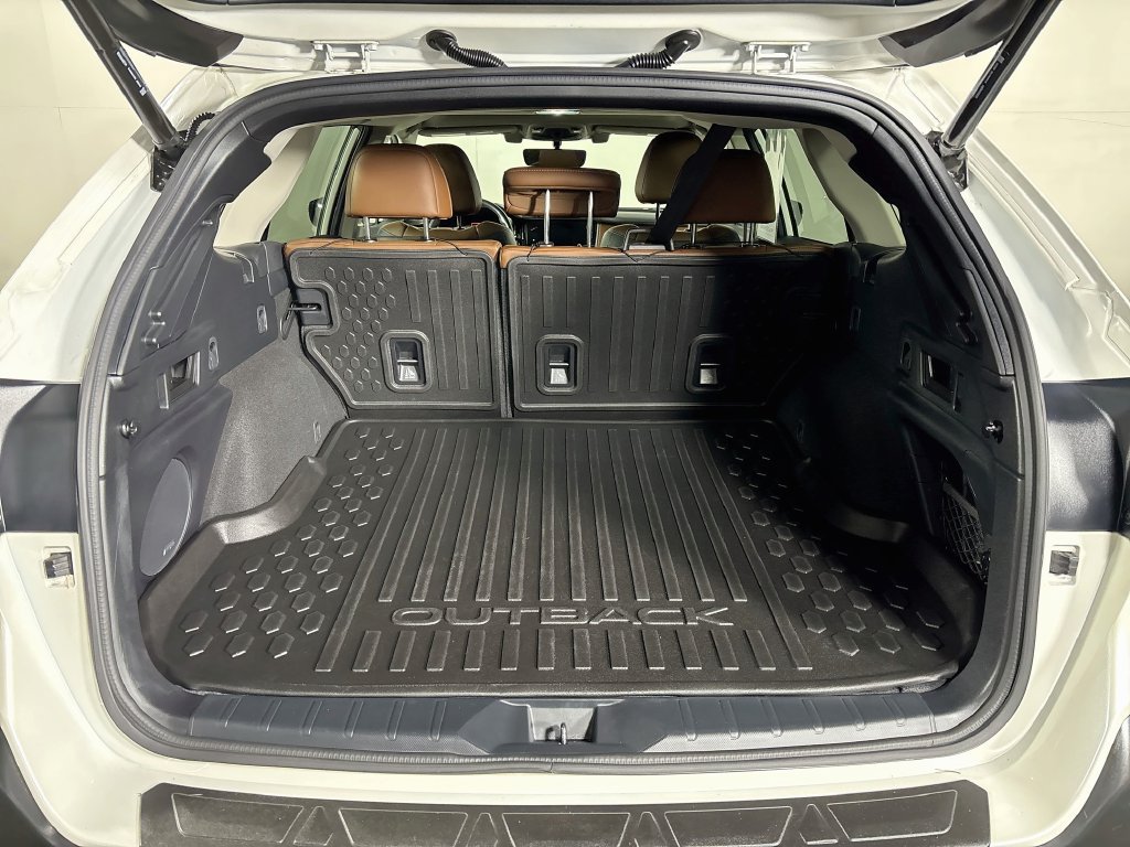 Certified 2021 Subaru Outback Touring XT AWD/4WD image 23