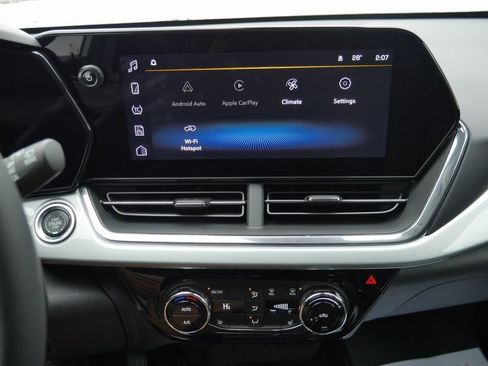 New 2026 Chevrolet Trax LT w/ Driver Confidence Package image 15