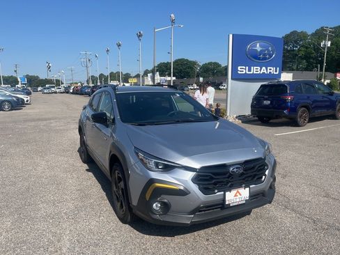 Used 2025 Subaru Crosstrek 2.5i Sport w/ Crosstrek Mirror Package AWD/4WD image 2