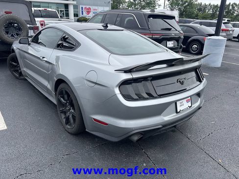 Used 2020 Ford Mustang Premium w/ Equipment Group 201A RWD image 3