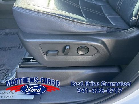 Used 2024 Chevrolet Silverado 3500 High Country w/ High Country Premium Package AWD/4WD image 10