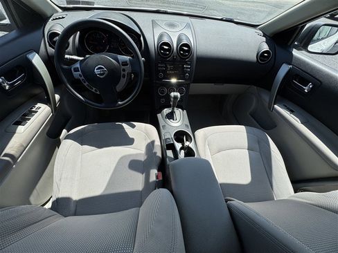 Used 2012 Nissan Rogue SV FWD image 9