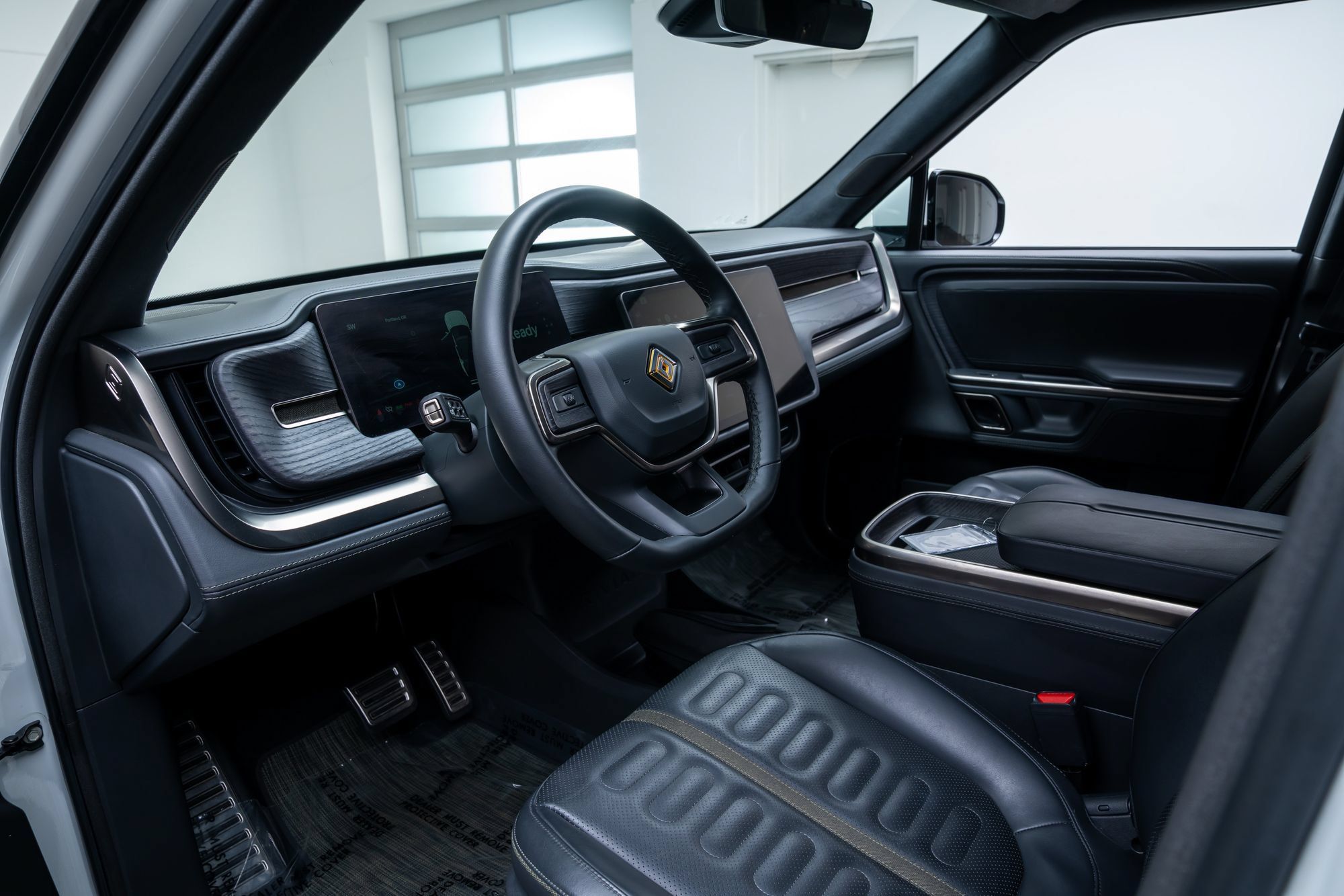 Used 2024 Rivian R1S Adventure Quad AWD/4WD image 15