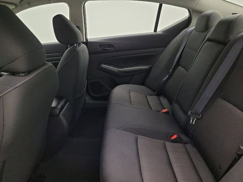 Used 2025 Nissan Altima 2.5 SV FWD image 18