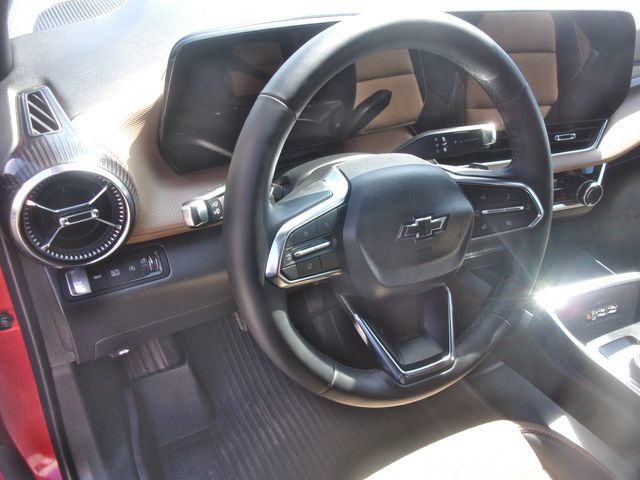 Used 2026 Chevrolet Equinox ACTIV w/ Convenience Package III AWD/4WD image 24