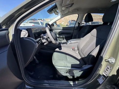 Used 2025 Hyundai Tucson SEL image 9