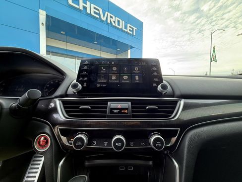 Used 2022 Honda Accord Sport image 17