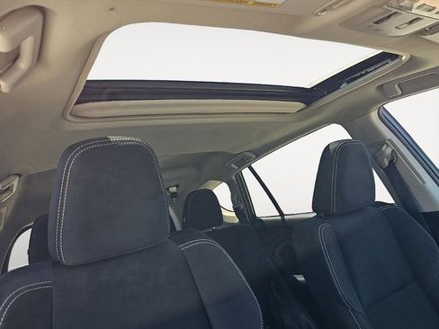 Used 2015 Toyota RAV4 XLE AWD/4WD image 19