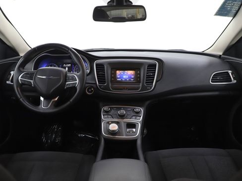 Used 2015 Chrysler 200 Limited w/ Convenience Group image 13