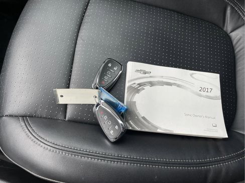 Used 2017 Chevrolet Sonic Premier w/ Driver Confidence Package image 4