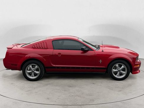 Used 2008 Ford Mustang Premium RWD image 4