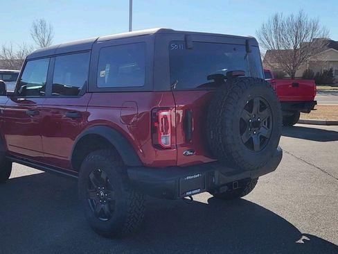 New 2024 Ford Bronco Black Diamond image 5