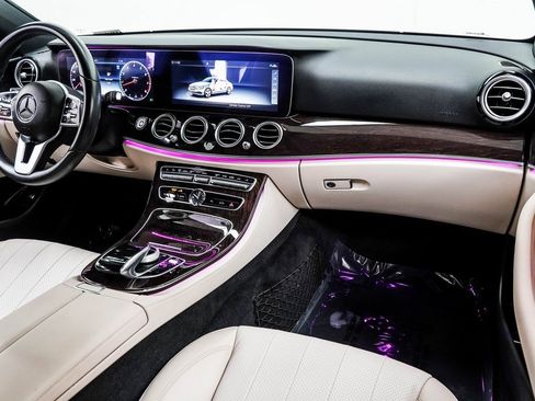 Used 2020 Mercedes-Benz E 450 4MATIC Sedan w/ Parking Assistance Package image 17