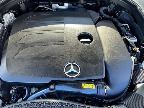 Used 2022 Mercedes-Benz GLC 300 GLC 300 w/ Premium Package Lite image 32