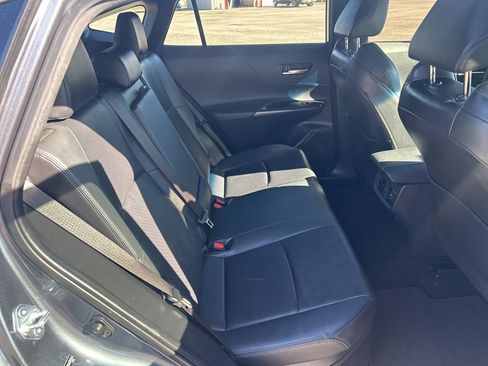 Used 2021 Toyota Venza Limited w/ Carpet Mat Package (TMS) image 23