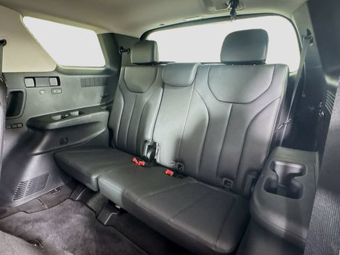 Used 2022 Hyundai Palisade SEL w/ Premium Package AWD/4WD image 30