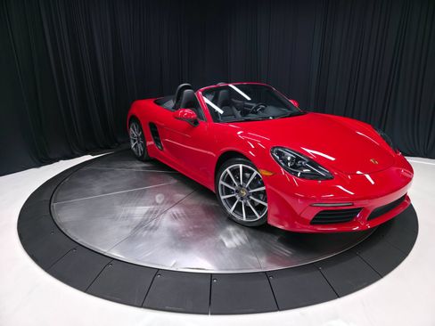 Used 2021 Porsche 718 Boxster RWD image 51