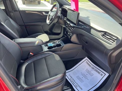 Used 2024 Ford Escape ST-Line w/ Tech Pack #1 AWD/4WD image 15