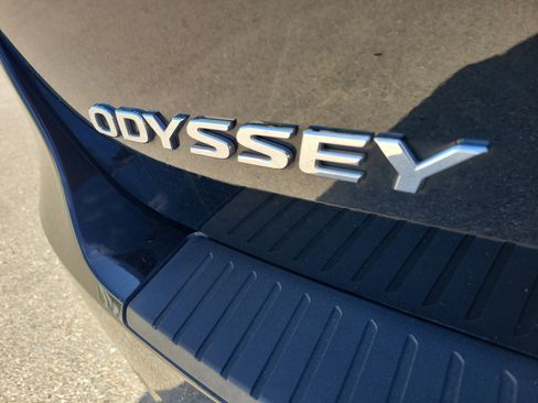 Used 2023 Honda Odyssey EX-L image 10