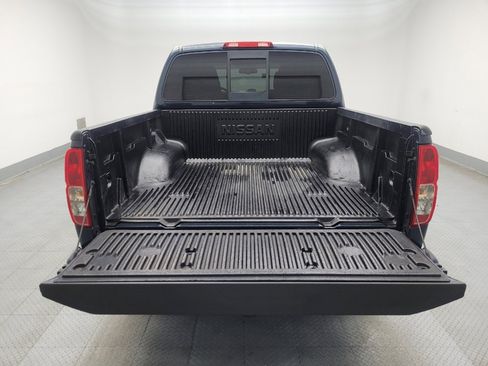 Used 2015 Nissan Frontier Desert Runner image 29