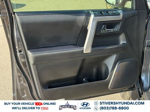 Used 2023 Toyota 4Runner SR5 Premium image 28