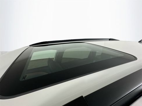 Used 2025 Subaru Forester Sport image 19